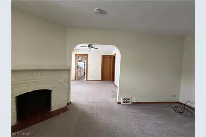1605 Larchmont Avenue, Oakwood, OH 44107 - Photo 11