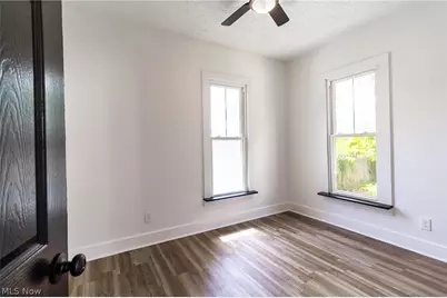 8210 Maple Avenue, Garrettsville, OH 44231 - Photo 9
