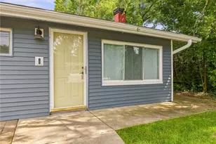9103 Cranbrook Dr, Northfield Village, OH 44067 - Photo 5