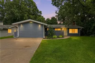 9103 Cranbrook Dr, Northfield Village, OH 44067 - Photo 1