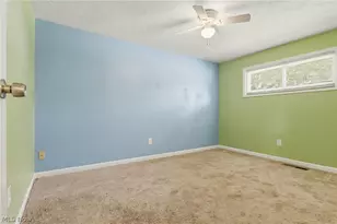 9103 Cranbrook Dr, Northfield Village, OH 44067 - Photo 19