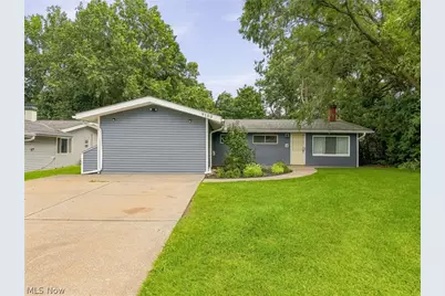 9103 Cranbrook Drive, Northfield Village, OH 44067 - Photo 3