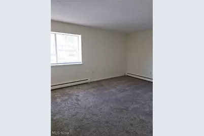 38430 North Lane #B 209, Willoughby, OH 44094 - Photo 5