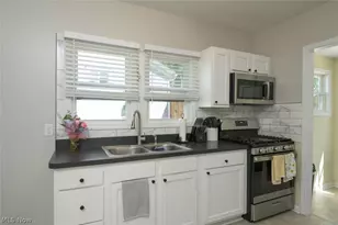 185 24th St NW, Barberton, OH 44203 - Photo 21