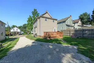 185 24th St NW, Barberton, OH 44203 - Photo 11