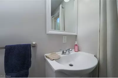 185 24th Street NW, Barberton, OH 44203 - Photo 29