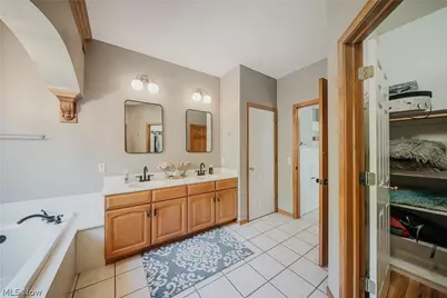 5573 Nettlecreek Avenue NW, Massillon, OH 44646 - Photo 25