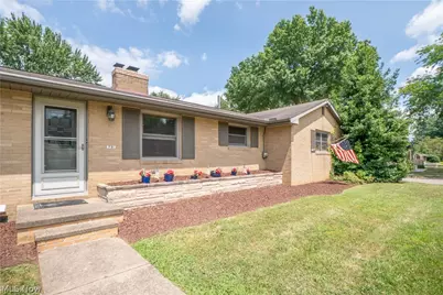 731 Bachtel Street SE, North Canton, OH 44720 - Photo 3