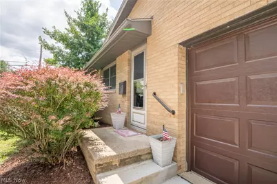 731 Bachtel Street SE, North Canton, OH 44720 - Photo 45