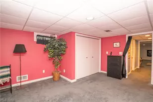 731 Bachtel St SE, North Canton, OH 44720 - Photo 35