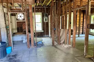 1815 W Monroe St, Sandusky, OH 44870 - Photo 5