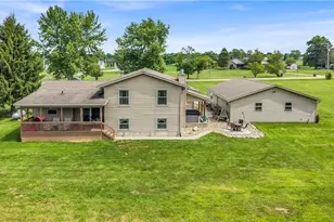 21930 Foster Rd, Wellington, OH 44090 - Photo 41