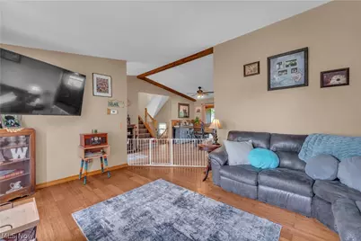 21930 Foster Road, Wellington, OH 44090 - Photo 11