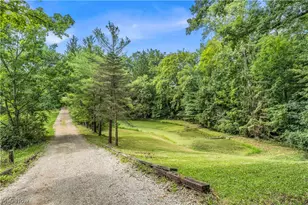5239 Sleepy Hollow Rd, Valley City, OH 44280 - Photo 41