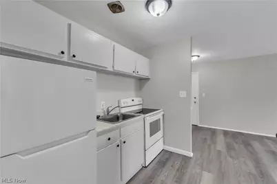 1415 Wyandotte Avenue #106, Oakwood, OH 44107 - Photo 9