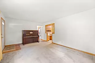 177 N Scranton St, Ravenna, OH 44266 - Photo 3