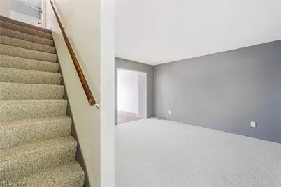 1861 Cloveridge Drive, Orrville, OH 44667 - Photo 5