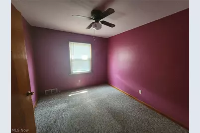 105 Helena Drive, Struthers, OH 44471 - Photo 7