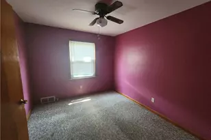 105 Helena Dr, Struthers, OH 44471 - Photo 7