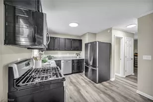 707 Kathron Ave, Cuyahoga Falls, OH 44221 - Photo 19