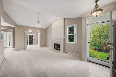 9848 Country Club Circle, Twinsburg, OH 44087 - Photo 5