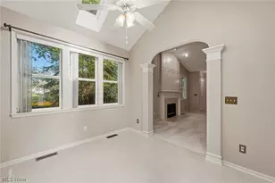 9848 Country Club Cir, Twinsburg, OH 44087 - Photo 11