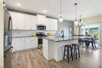 306 River Run Drive, Elyria, OH 44035 - Photo 5