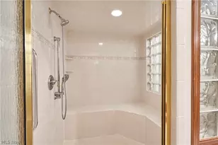 8369 Windsong Tr, Concord Twp, OH 44077 - Photo 19