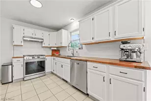 2008 Springfield Lake Blvd, Akron, OH 44312 - Photo 7
