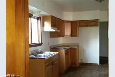 137 Grove Drive, Ashtabula, OH 44004 - Photo 3