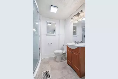 372 Kling Street, Akron, OH 44311 - Photo 15
