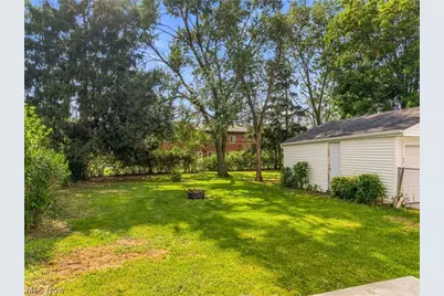 1666 Ridgeview Drive, Wickliffe, OH 44092 - Photo 27