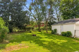 1666 Ridgeview Dr, Wickliffe, OH 44092 - Photo 27