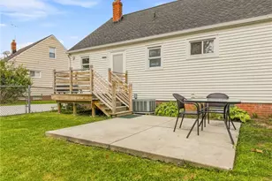 1666 Ridgeview Dr, Wickliffe, OH 44092 - Photo 25
