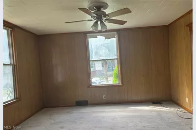 500 N 8th Street, Martins Ferry, OH 43935 - Photo 11