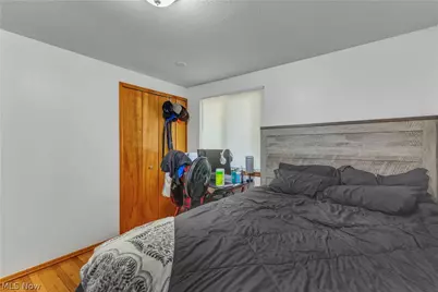 208 Georgia Avenue, Elyria, OH 44035 - Photo 19