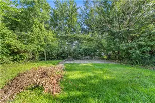 1753 E 30th St, Lorain, OH 44055 - Photo 27
