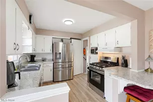 2005 Lindbergh Ave, Cuyahoga Falls, OH 44223 - Photo 13