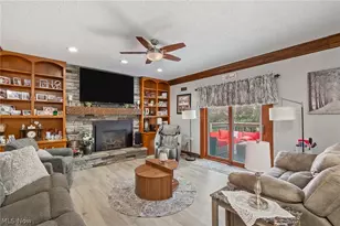 3741 Muirfield Dr, Uniontown, OH 44685 - Photo 5