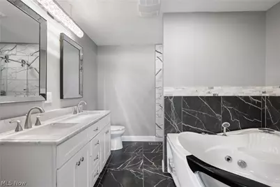 253 Aqua Boulevard, Coventry, OH 44319 - Photo 21