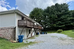 904-908 Skyside Dr, Clinton, OH 44216 - Photo 3