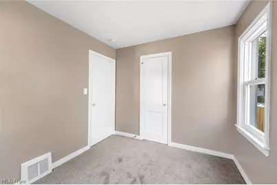 1632 Redwood Avenue, Akron, OH 44301 - Photo 5