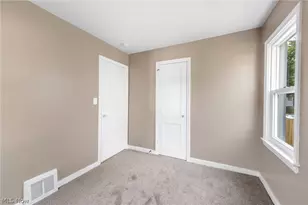 1632 Redwood Ave, Akron, OH 44301 - Photo 5