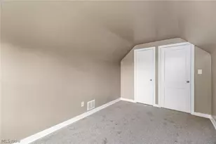 1632 Redwood Ave, Akron, OH 44301 - Photo 25