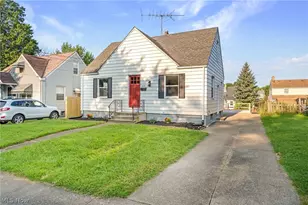 1632 Redwood Ave, Akron, OH 44301 - Photo 1