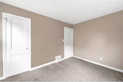 1632 Redwood Avenue, Akron, OH 44301 - Photo 9