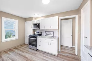 1632 Redwood Ave, Akron, OH 44301 - Photo 19