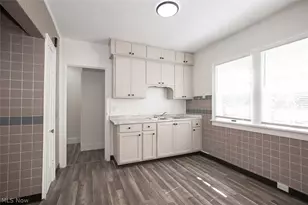 13812 Southview Ave, Loveland, OH 44120 - Photo 9