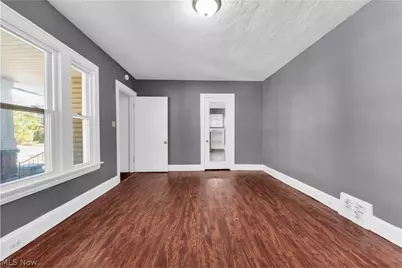 414 E 147th Street #1/DN, Loveland, OH 44110 - Photo 5