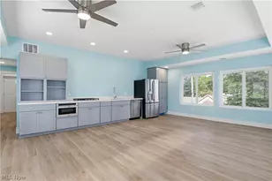 32407 Lake Rd, Avon Lake, OH 44012 - Photo 9